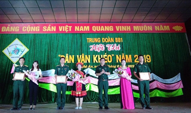 Nâng cao nhận thức, phương pháp tiến hành công tác dân vận